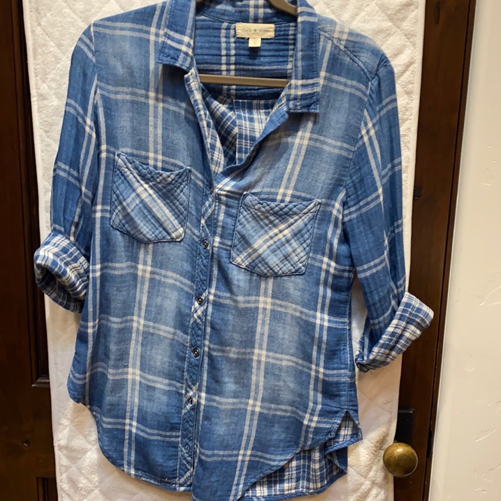 Cloth and Stone button down